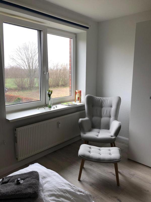 Mome Appartment Gross Ronnau ภายนอก รูปภาพ